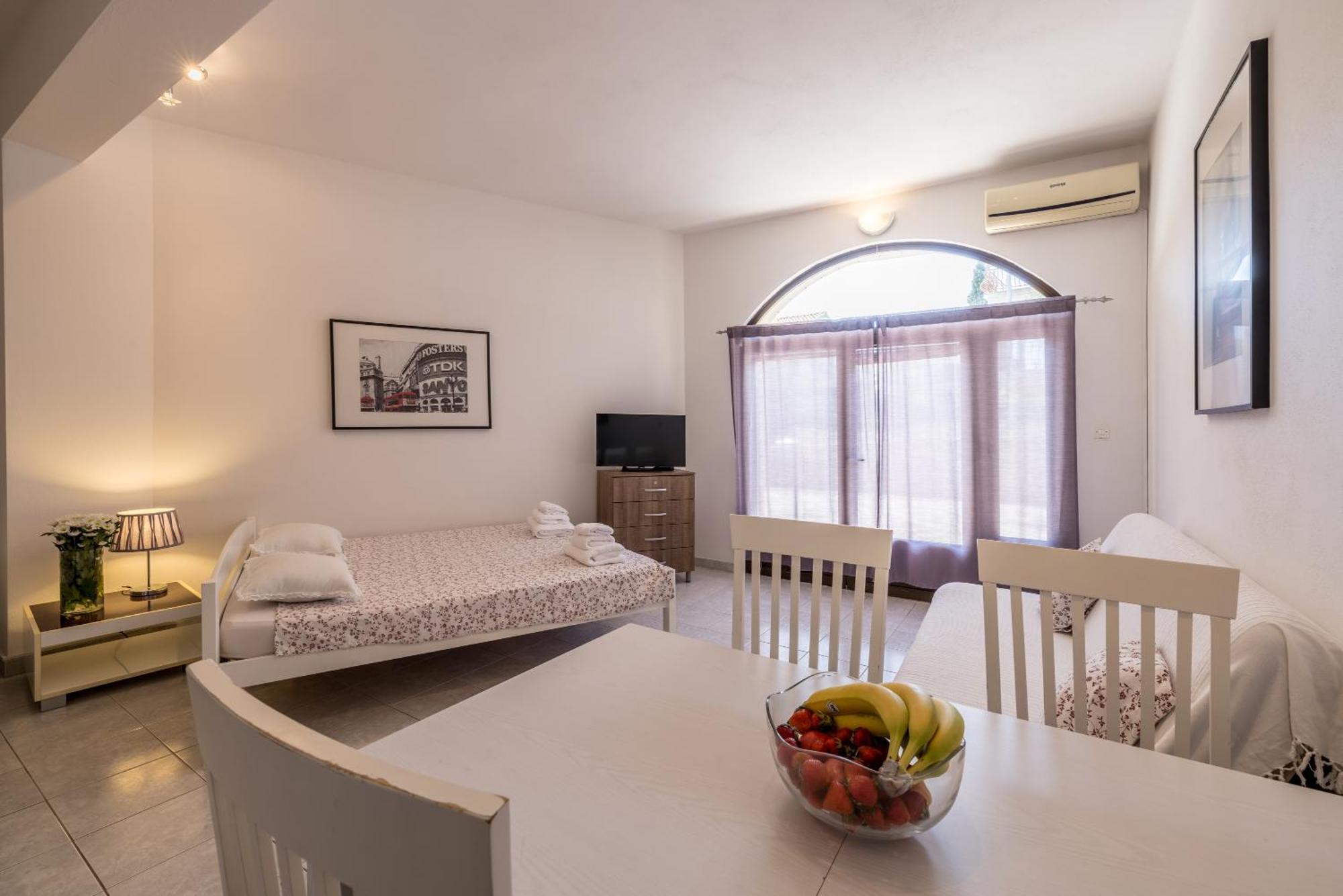 Holiday Home Krishto Trogir Exteriör bild