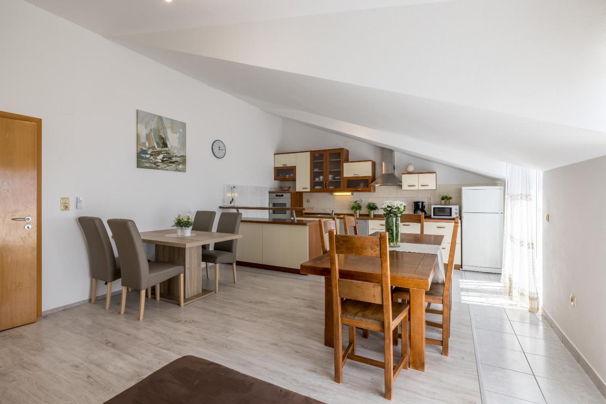 Holiday Home Krishto Trogir Exteriör bild