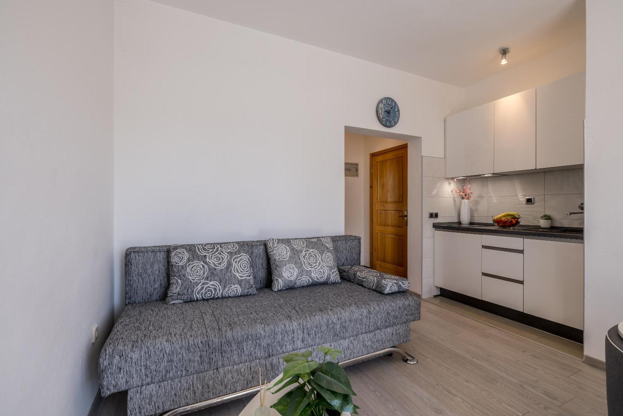 Holiday Home Krishto Trogir Exteriör bild