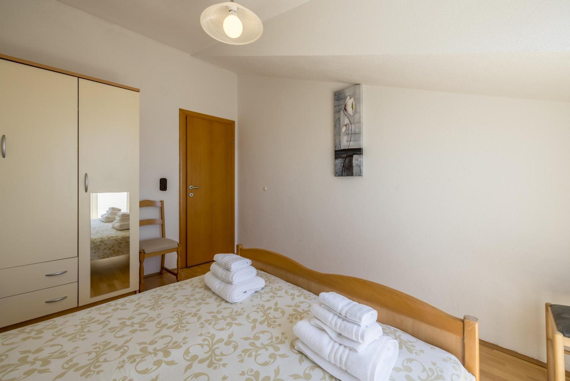 Holiday Home Krishto Trogir Exteriör bild