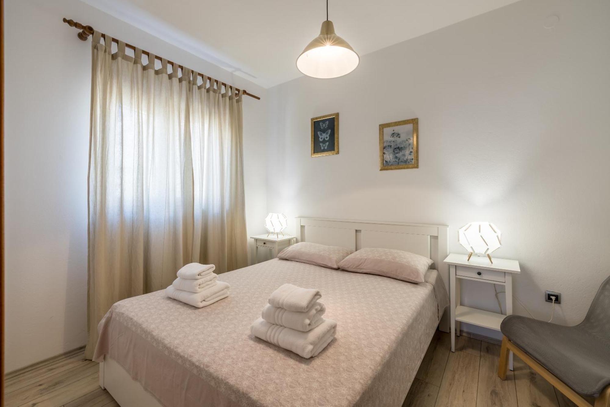 Holiday Home Krishto Trogir Exteriör bild