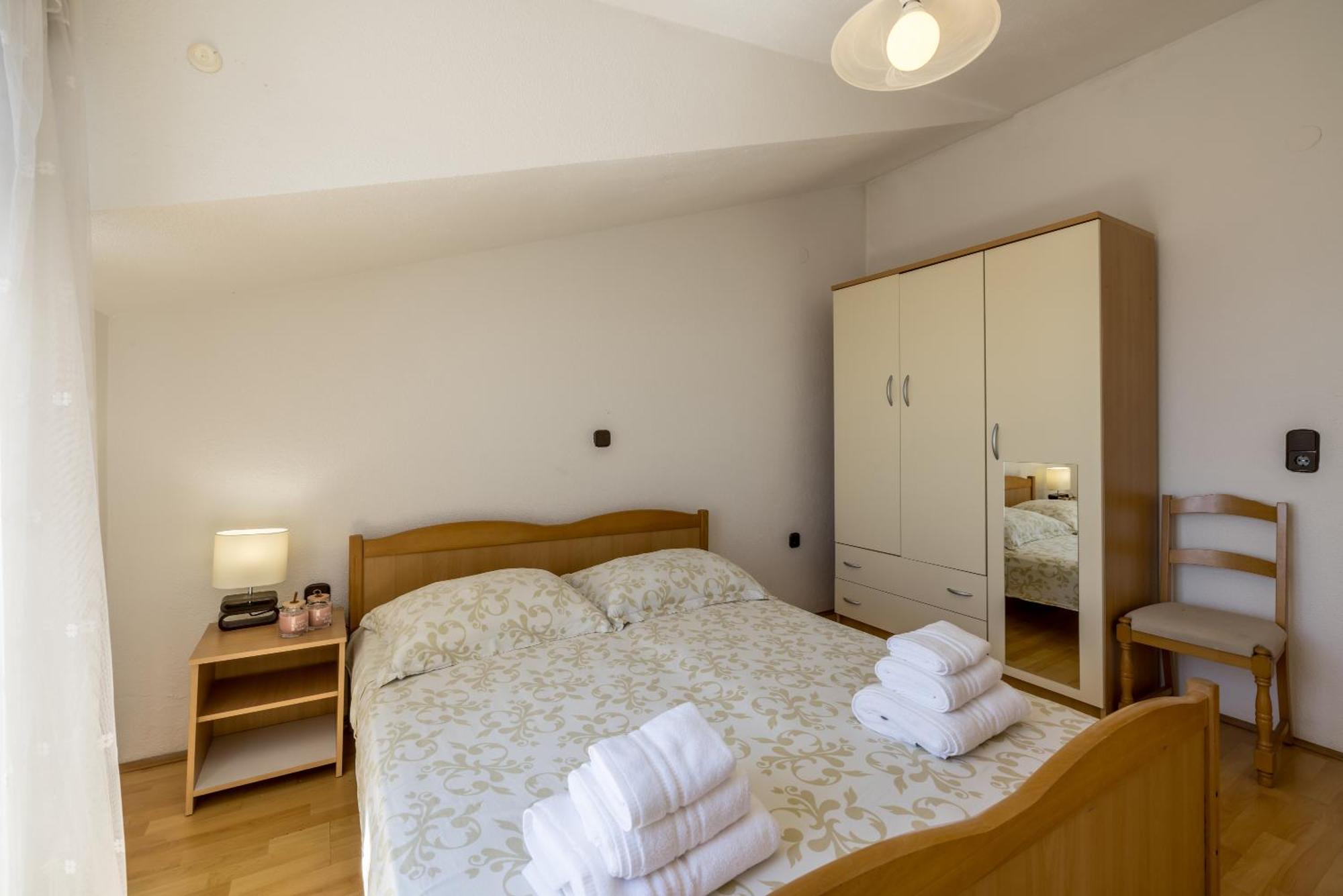 Holiday Home Krishto Trogir Exteriör bild