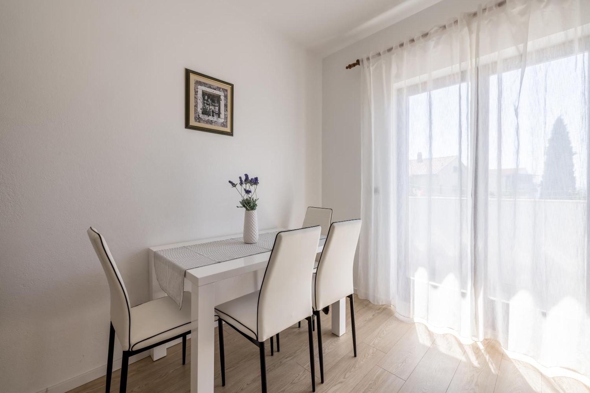 Holiday Home Krishto Trogir Exteriör bild